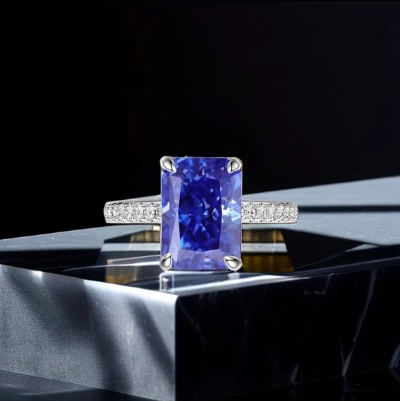 S925 Sterling Silver Ring - Picture 1 of 3